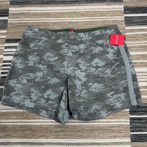 Spanx Stretch Twill Short Stone Wash Camo Pull On Size Large